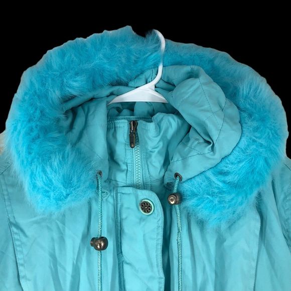 NWT Women’s Plus SZ 2X Light Blue Puffer Coat with Fur Trimmed Hood, Super Soft - Picture 3 of 12